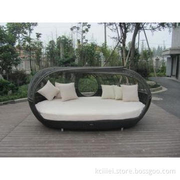 UV Resistant Outdoor Rattan Daybed , Dark Brown Wicker Oval